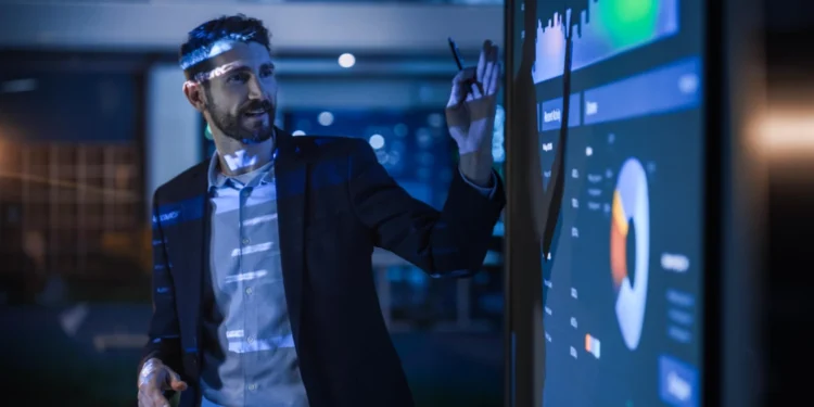 Por Que Operações Maduras Param de Discutir Dados e Passam a Discutir Decisões